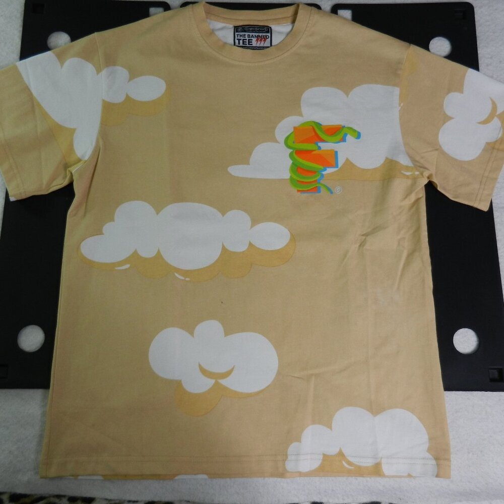 Dungeon‎ Forward T-Shirt Size Medium Beige The Banned Heavyweight Crewneck